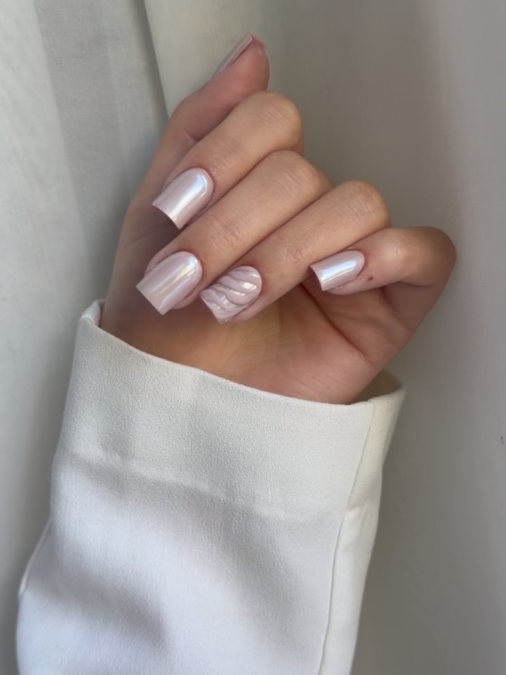 Schablonen Verlängerung - student work @meba_aesthetik 👏

#gelnägel #nageldesignkurs #nageldesignausbildung #russischemaniküre #russianmanicure

Die Verlängerung

Before